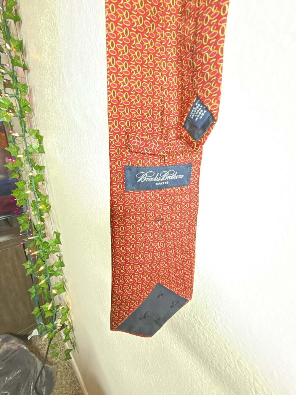 Brooks Brothers Makers Red and Gold Geometric Pattern Silk Necktie
